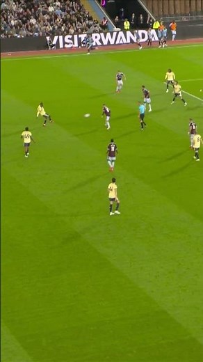 PERFECT PLAY AS BUKAYO SAKA SCORES!