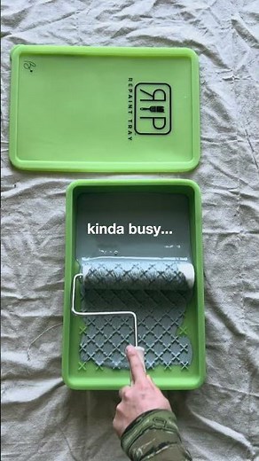 Reusable paint tray with a LID?! Painting has never been easier.