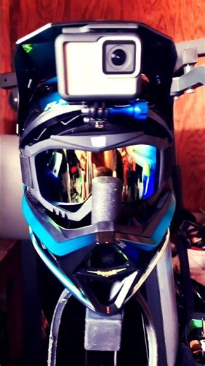 Videos OuT NoW / POV Riding Setup Fly Racing Rayce 60mm in Large size and go pro hero 7 white cam