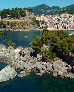 3.9K views · 131 reactions | Parga is a seaside town in the western side of Greece. This little town has a beautiful setting! Let us set the scene: Colorful houses built on the slopes of a mountain, boasting a breathtaking view of the sea, exotic beaches with turquoise waters and natural surroundings, a wonderful natural landscape… What’s not to love about Parga. IG  chris_kap.21 #Parga | Greece Grèce Ελλάς Grecia | Facebook