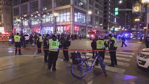 Chicago's revised curfew proposal clears committee