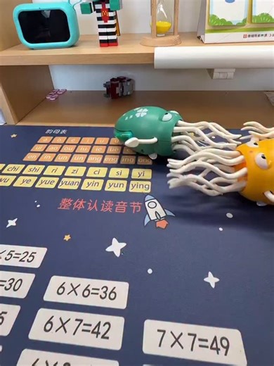 94 reactions | **烙 The Most Playful Octopus on Earth is Here!**...