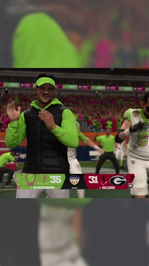 Did you notice the invisible player around the 0:55 mark? #madden #cfb26 #cfp