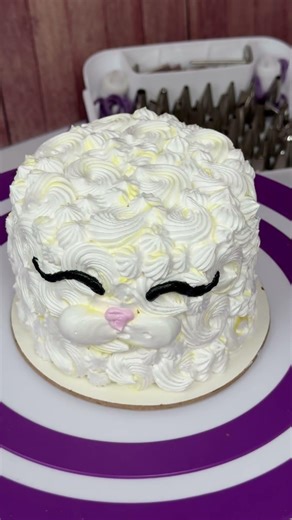 Adorable Bunny Cake 🐰 Easy Cake Design That Anyone Can Make #shorts