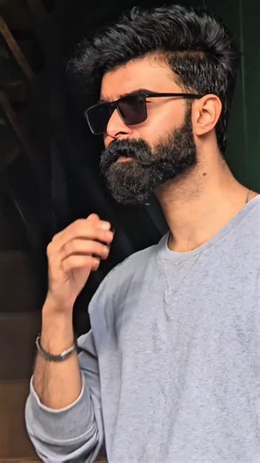 Ajmal Safiya on Instagram: "Healthy scalp, resilient hair Your new foundation for growth ✨️"