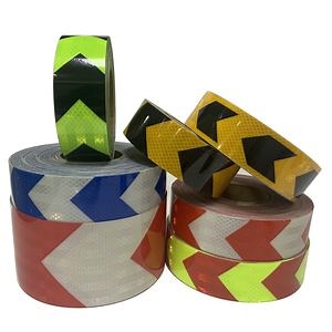 [Hot Item] Pet Micro-Prismatic Reflective Tape, Arrow Printing for Marking Sign, Photoluminescent