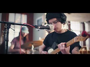 Bells Larsen - Sweater Weather (Live Video)