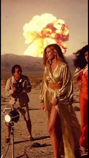 Captivating Glamour Photoshoot in the Desert