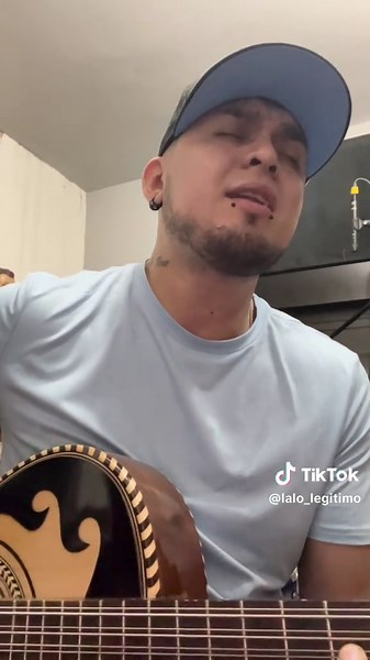 Disfruta de 'Arrepientete' en Vivo: Éxito Norteño