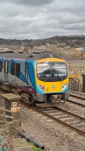 Class 185 approaches Dewsbury!