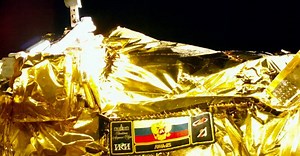 Primeira sonda lunar russa em 50 anos perde controle e colide com a Lua