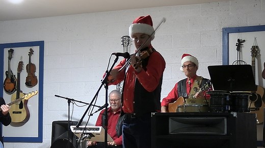 St.Annes Reel Here's a great fiddle tune that Hayden Stover plays extremely well. From the Holy Trinity Emmanuel Country Show in Dartmouth,Nova Scotia on Dec.10/2023. Guests on the show were Alastair MacDonald, Bob Harrison, Gerri Graham, Cathy Ryan and Wayne Gray. The featured band was Cute As A Button which is made up of Frank Grandy, Hayden Stover, Len Tufts, Bob macDonald, Cecil McDougall and Jim Francis. This is a regular show that is on the 2nd Sunday of every month at 2Pm www.facebook.com