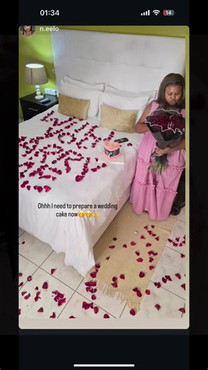 What a cute proposal🤭🤭👏👏👏💕💕what better way to do it than with us #heartcake#cake#heart#proposal @n.eelo congratulations 🎉🎉🎉🎉🎉🎉♥️♥️♥️