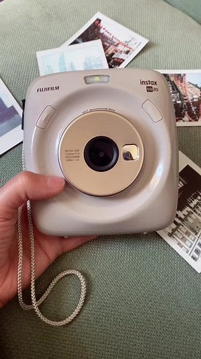 Instax SQ 20 📸 #instax #instaxsq #instaxsquare #instaxsq20 #instaxmini #polaroid #polaroidphoto #polaroidphotoshoot #polaroidphotos #fujifilm