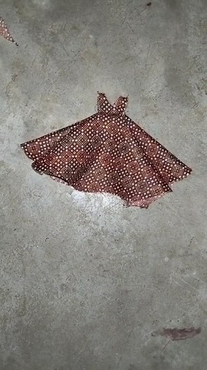 New and easy trick for cutting ✂️ #learning_silai #fbpagesreels #viralreels #fbreels #frockcutting #cuttingart #shortsfeed #stitching #patterncutter #cuttingskills | Needle Noor