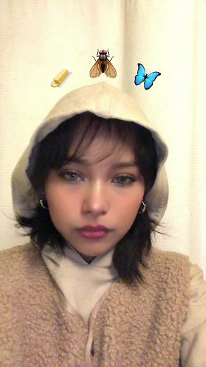 Unique Animated Graphics in Fashion Video