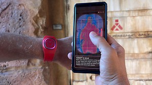 Star Wars: Batuu Bounty Hunters Magicband+ Game from Hollywood Studios | Chip and Company