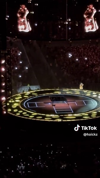 Ed Sheeran and JJ Lin Live in Singapore: Twilight Mandarin Cover