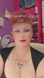 Updates on things! 💅 Nail Salon is back open for walkin's! You can pop in for a set anytime between 9:30 & 4pm. 💅 Nail Salon is now open Monday and Tuesday! Our newest hire, Cathy, will be here to service you on those days! 💅 Press-On nails closing. I'm giving it one last push through January but if things don't pick up this month, I'm likely closing my press on business due to lack of sales. I'm open today so feel free to come get a set! Call first though, I may not stay all day 🤣 #nailsalo