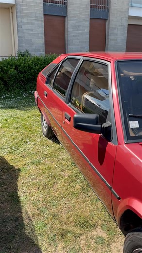 75K views · 1.5K reactions | En 1986, la BX 19 TRS débarque et prend la place de la 19 GT. Même mécanique mais carrosserie plus sage  | L'Automobile Ancienne | Facebook
