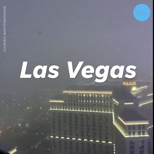 Las Vegas snow makes brightly-lit Strip look dreamy