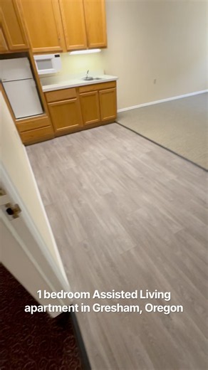 A one bedroom, Assisted Living apartment tour and Gresham, Oregon
