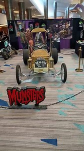 Butch Patrick’s replica of DRAG-U-LA that appeared in The Munsters TV series at Spooky Empire #spookyempire You can meet Butch and see DRAG-U-LA all weekend. Spooky Empire happens October 31-November 2, 2025 in #orlando #florida | The Riley and Kimmy Show