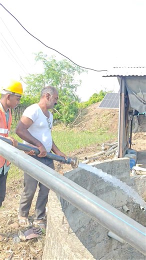 CRI 5 HP solar pump installation and Pani pressure ⚡🙌🌎 #shorts #solarenergy #viral #viralshort