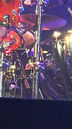 Jason Bonham tuning his snare during In My Time of Dying