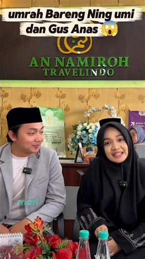 Umrah with Ning Umi and Gus Anas, Islamic study session.