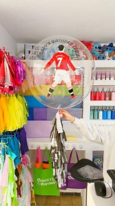 345K views · 13K reactions | Messi vs Cristiano… round 2 #globos #manualidades #cr7 #messi #futbol #mundial #cristianoronaldo | Confetti Corner | Facebook