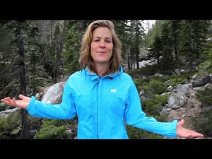 Anna Goodman Reviews the W Loke Jacket