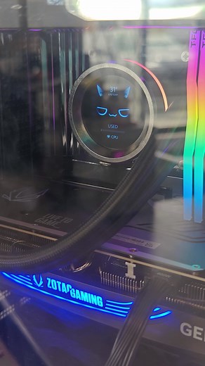 🌟 Introducing Uniway Computer’s featured Gaming PC! 🌟 🔥 Ready to elevate your gaming experience? Our newest custom-built Gaming PC comes equipped with a secondary screen and emotive lighting that brings your setup to life! Imagine playing @honkaistarrail with stunning visuals on the main screen while keeping all your stats and chat on the secondary screen. It’s a game-changer! 💻✨ Our unique emotive lighting responds to your in-game actions, creating an immersive atmosphere that enhances ever