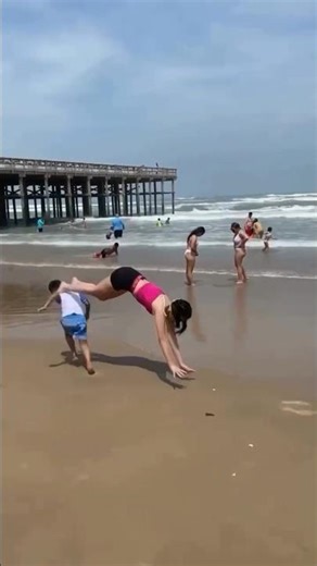 girls vs boys fail back handspring #trending #viralreels #youtubeshorts #stunt 🔥💥💯