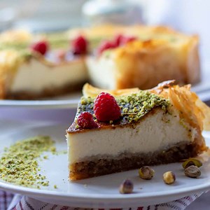 The BEST Baklava Cheesecake Recipe