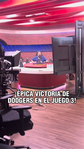 ¡PARTIDO HISTÓRICO! ⚾️🔥 Así reaccionaron en la Watch Party al final del juego entre Dodgers y Blue Jays, el equipo de LA se lleva el triunfo gracias a un home run de Freddie Freeman. Se igualó el récord de más entradas (18) en un encuentro de Serie Mundial, algo que no pasaba desde 2018. | ESPN Fans