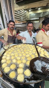 2.1M views · 7.8K reactions | Gun Man वाले Ram Laddoo  FOLLOW US : instagram handle  https://www.instagram.com/mrsinghfoodhunter/delhi This video is about a famous road side snack in delhi | Mr. Singh Food Hunter | Facebook
