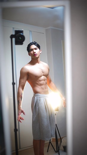 ពេញចិត្តជាមួយនៃសាច់ប៉ុន្នឹង 180cm 69.9kg