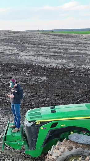 Lets get this sound rolling 🚜🧹💨 #hiltophectares