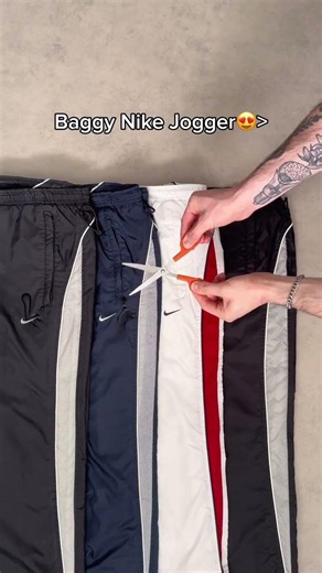 These baggy Nike joggers are absolute fire 🥵🔥 #nike #baggy #shorts