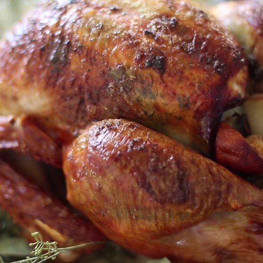 125K views · 2.3K shares | How to Cook the PERFECT Turkey! 旅 This is the best method for a totally juicy turkey and it always gets rave reviews! PRINT here: https://www.eazypeazymealz.com/how-to-cook-a-perfect-turkey/ One reader says... "Been making turkeys for 45 yrs. Have used many different methods and recipes. This was absolutely the best ever! The whole family agreed. Will use this recipe again next year. Thank you" | Spend With Pennies | Facebook
