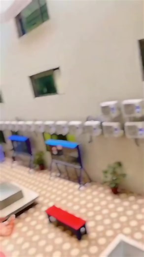 Exploring Everyday College Life Experiences