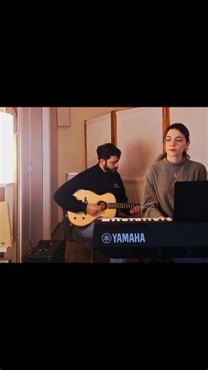 "Οι Κατσαναίοι" on Instagram: ""Χάθηκα" Μουσική: Μίκης Θεοδωράκης Στίχοι: Γιάννης Θεοδωράκης Κιθάρα: Ορέστης Κατσάνης Φωνή, Πιάνο: Ερρικέτη Κατσάνη"