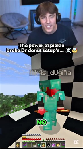 Dr Donut’s Setup Destroyed by Pickle ☠️🤯 #drdonut #minecraft #bestdonuts #gaming #shorts #donutlife
