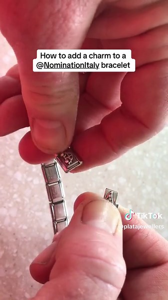 Ultimate Guide: How to Add a Charm to a Nomination Italy Bracelet