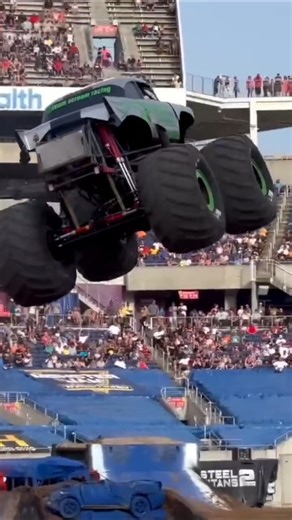 Epic Monster Truck Stunts Most Outstanding Performance big jump Extreme Skills 🚒🔥 #monster .