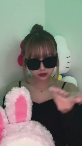 杉浦のあ ティックトック初投稿: 辻希美娘と高二チャンのダンス動画