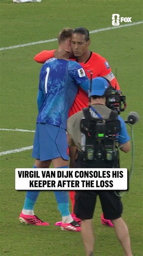 Tough break for Virgil van Dijk and and Netherlands 🇳🇱