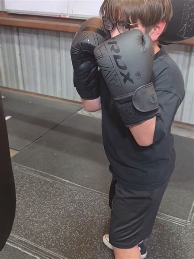 kids boxing classes 5-12 years old