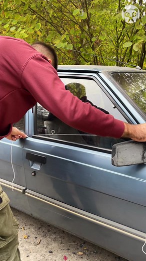 Simple car-unlocking hack | Awesome